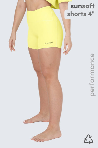 W SunSoft Flow Shorts 4" - Sunlight Glow